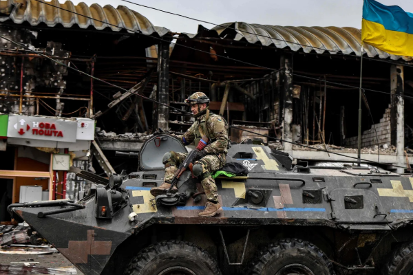 கிராமமொன்றில் மக்கள் துன்புறுத்தப்பட்டு புதைக்கப்பட்ட கொடூரம்.. ரஷ்யாவின் கோரச் செயல் | Ukraine People Tortured And Buried In A Village