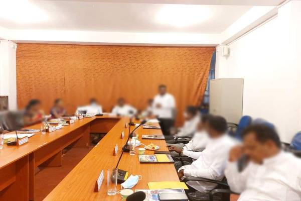 13 ஆம் திருத்தத்தை இரத்து செய் - அணிதிரளும் பிக்குகள் - ஸ்தம்பிக்கப் போகும் கொழும்பு! | Protest Against 13Th Amendment In Colombo Today