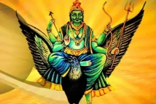 சனி பகவானின் கெடுபலனிலிருந்து விடுபட வேண்டுமா? இதோ சில பரிகாரங்கள்