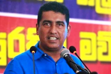 பிசாசுகளை உருவாக்கும் எதிரணி - ஜோன்ஸ்டன் பெர்ணான்டோ