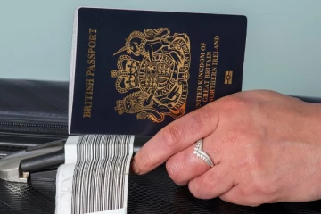 பிரித்தானியர்களுக்கு பாஸ்போர்ட் தொடர்பில் ஒரு ஆலோசனை