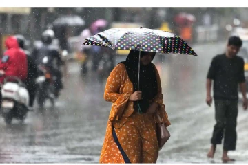 அடுத்த 2 மணி நேரத்தில் 22 மாவட்டங்களில் மழை பெய்யும் - வானிலை ஆய்வு மையம் தகவல்