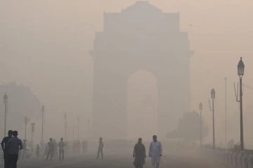 ඉන්දියාව දැඩි අර්බුදයක..