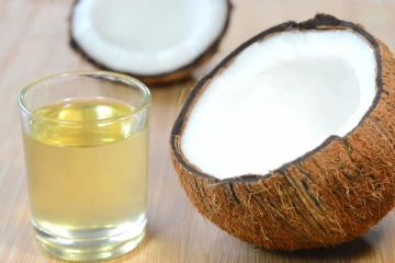 தேங்காயெண்ணெய் சாப்பிட்டால் கல்லீரலுக்கு பாதிப்பை உண்டாக்குமா?