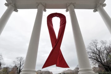 முதல்முறையாக HIV நோயிலிருந்து குணமடைந்த பெண்