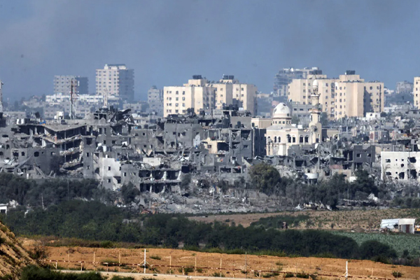 தென் காசாவில் உள்ள மருத்துவமனையை அகற்ற இஸ்ரேல் உத்தரவு | Israel Orders Evacuation Hospital In Southern Gaza