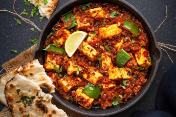 நீங்கள் பன்னீரை விரும்பி சாப்பிடுறீங்களா? இந்த பிரச்சனை ஏற்படுமாம்