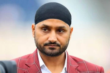 ‘நான் அனைத்து போட்டிகளிலிருந்து ஓய்வு பெறுகிறேன்...’ - ஹர்பஜன் சிங் அறிவிப்பு - ரசிகர்கள் சோகம்