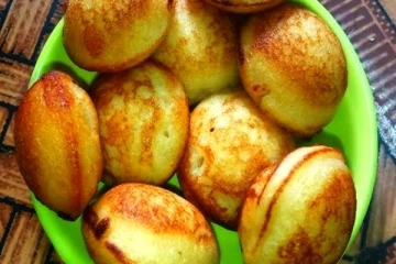 இட்லி மாவில் சுவையான இனிப்பு பணியாரம் செய்வது எப்படி? 10 நிமிடம் ரெசிபி