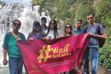 இலங்கையில் குவிந்த சுற்றுலா பயணிகள்!