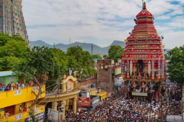 ஸ்ரீவில்லிபுத்தூர் ஆண்டாள் கோவில் தேரோட்டம் கோலாகலம்