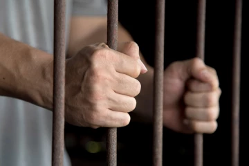 சுவிஸ் சிறையிலிருந்து பயங்கர குற்றவாளி தப்பி ஓட்டம்