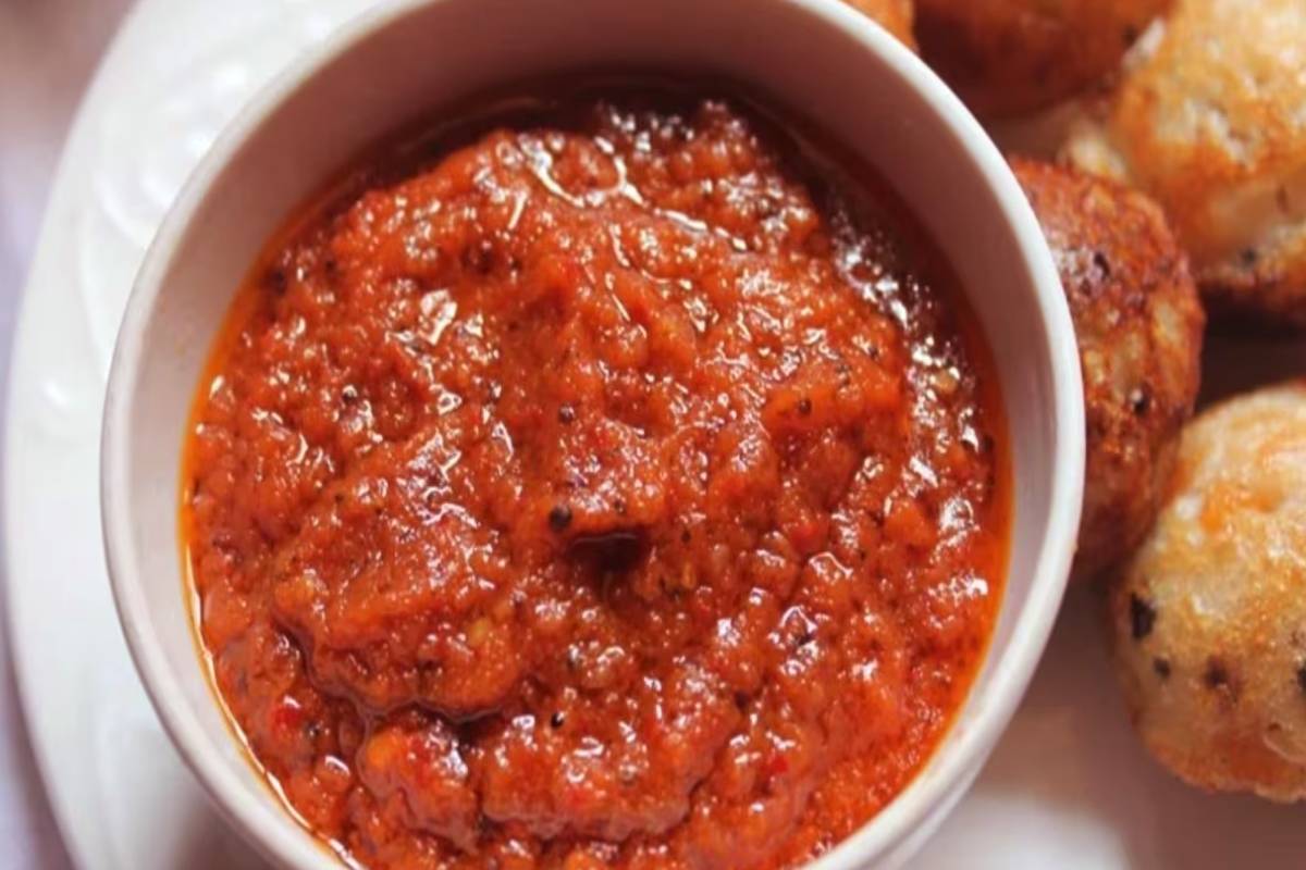 தக்காளி சட்னியை இப்படி செய்து பாருங்க - ஒரு துளி கூட மிஞ்சாது | How To Make Tomato Chutney Easy Homemade Recipe தக்காளி சட்னியை இப்படி செய்து பாருங்க - ஒரு துளி கூட மிஞ்சாது | How To Make Tomato Chutney Easy Homemade Recipe