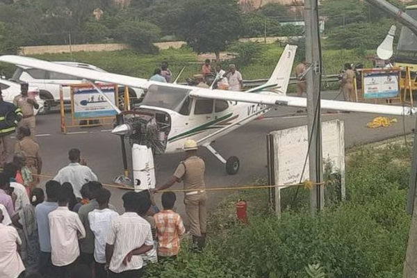 சென்னை அருகே விழுந்து நொறுங்கிய பயிற்சி விமானம் - உள்ளே இருந்தவர்களின் நிலை என்ன? | Iaf Training Plane Crash Near Thiruporur