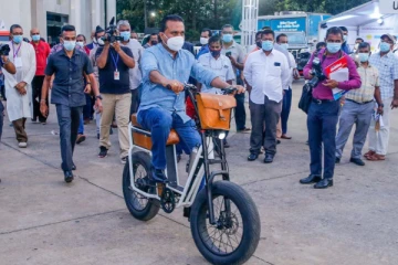 ඉන්ධන අර්බුදයට විමල් අලුත්ම විසදුමක් හොයාගනී..