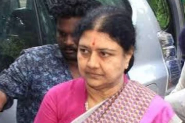 சசிகலா இந்த தேதியில் தான் டிஸ்சார்ஜ் செய்யப்பட போகிறார்? அவரை வரவேற்க பணிகள் மும்முரம்