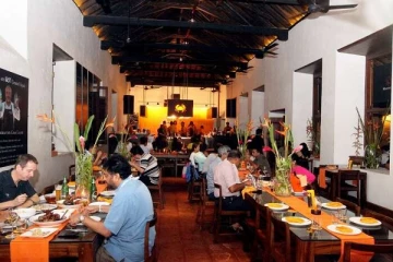 சுற்றுலா விடுதிகள் - உணவகங்களுக்கு விடுக்கப்பட்டுள்ள கடுமையான எச்சரிக்கை