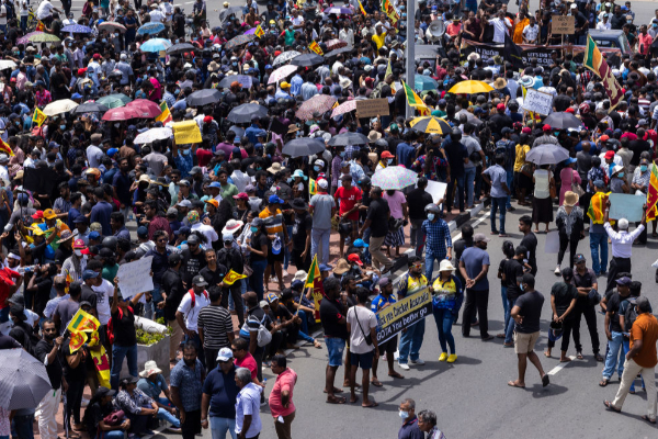 அரச ஊழியர்களுக்கு எதிரான அநுர அரசின் அடக்குமுறை : சாடும் நாமல் | Anura Govt Repression Against Government Employees அரச ஊழியர்களுக்கு எதிரான அநுர அரசின் அடக்குமுறை : சாடும் நாமல் | Anura Govt Repression Against Government Employees