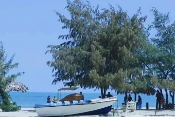 கசூரினா உல்லாசக் கடற்கரைக்குச் சென்ற மாணவன் காணவில்லை!