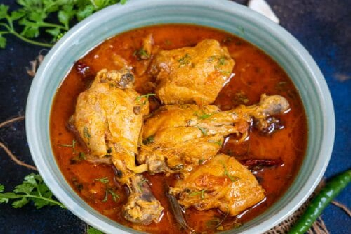 உங்களுக்கு காரம் பிடிக்குமா? அப்போ இந்த ஆந்திரா சிக்கன் கிரேவி செய்ங்க | Make Andhra Chicken Gravy Recipe Details உங்களுக்கு காரம் பிடிக்குமா? அப்போ இந்த ஆந்திரா சிக்கன் கிரேவி செய்ங்க | Make Andhra Chicken Gravy Recipe Details