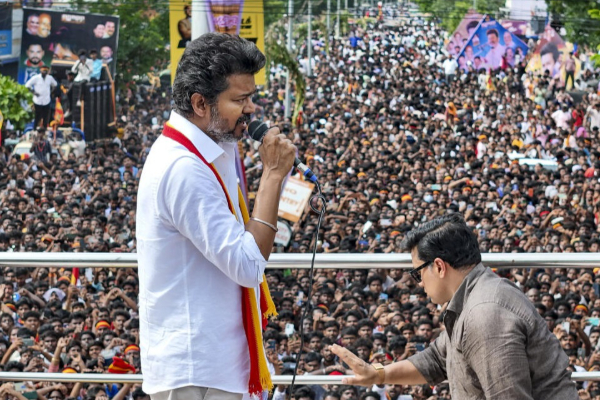 விஜய் கரூர் செல்ல திட்டம் ; அனுமதி கோரி பொலிஸாரிடம் மனு தாக்கல் | Vijay Plans To Go To Karur Petition Filed Police