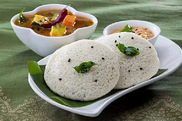 top 5 best breakfasts for a healthy gut, ஆரோக்கியத்திற்கான தலைசிறந்த டாப் 5 காலை உணவுகள்! இட்லி சாம்பாருக்கு கிடைத்த அங்கீகாரம்!