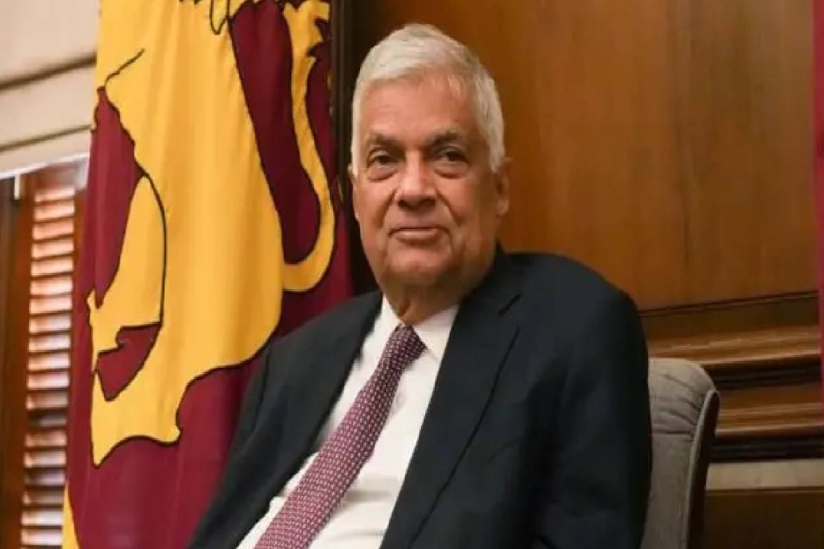 முன்னாள் ஜனாதிபதி ரணிலுக்கு சத்திரசிகிச்சை | Former Ranil Wickremesinghe Undergoes Surgery