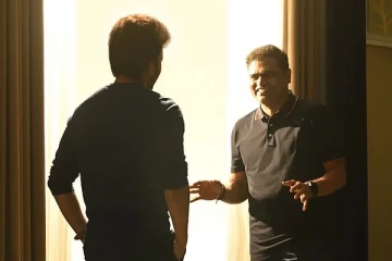 விஜய் இப்படி ஒரு ரோலில் நடிக்கிறாரா? தளபதி 66 பற்றி வந்த தகவலால் ரசிகர்கள் ஷாக்