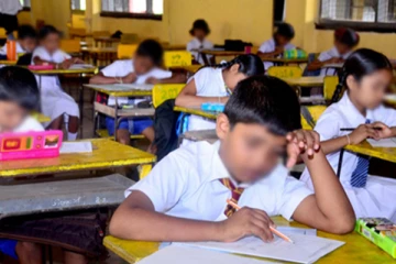 புலமைப்பரிசில் பரீட்சை இன்று: முறைமையில் விசேட மாற்றம் (Photos)