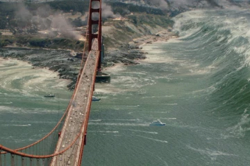 கலிபோர்னியாவிலும் சுனாமி அலைகள்