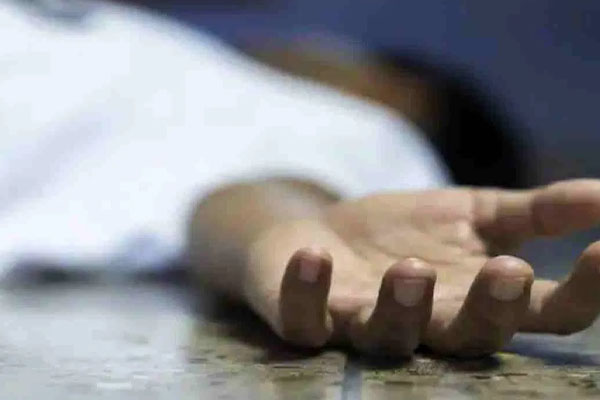 பொல்லால் தாக்கப்பட்டதில் நபர் ஒருவர் கொலை | Person Was Killed In A Vicious Attack