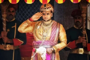 மக்களவை தேர்தல்: மைசூரு மன்னருக்கு சொந்த வீடு, கார் இல்லையா? வெளியான சொத்து மதிப்பு!