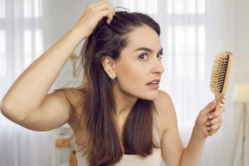 நீரிழிவு நோயாளிகளுக்கு அதிகமாக உதிரும் முடி... காரணம் என்ன?