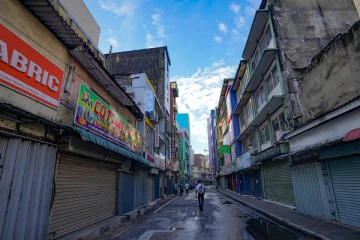 முற்றாக முடங்கிய கொழும்பு! (Photos)