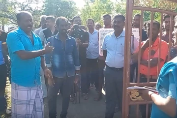 வடமராட்சி - கிழக்கு மீனவர்கள் ஆர்ப்பாட்டம் (video)