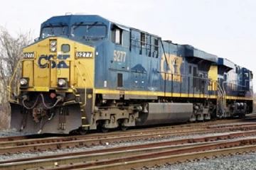 கனடாவிலிருந்து சரக்கு ரயிலில் அமெரிக்க சென்றவர்கள் கைது