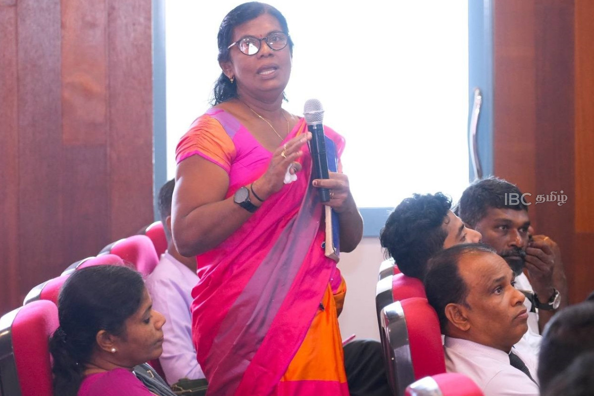 மன்னாரில் டித்வா பேரிடரால் குவிக்கப்பட்ட மணலை அகற்றும் திட்டத்தில் முறைகேடு | Irregularities In The Titva Project In Mannar