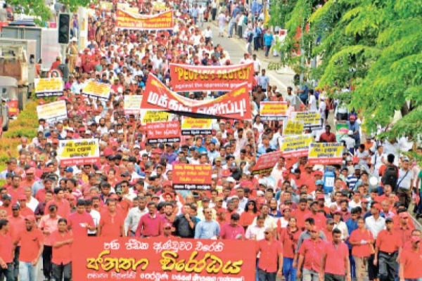 ஒரே இரவில் குடும்பங்களுடன் கொன்றொழிக்க சதித்திட்டம் - நேர்காணலில் அம்பலமான பகீர்த் தகவல்! | Conspiracy To Kill Members Of Parliament Statement