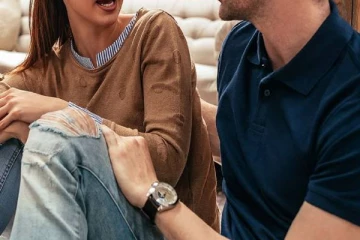 லண்டனில் இளம் பெண்ணுடன் இரகசிய உறவில் இலங்கை தமிழ் வர்த்தகர்! தாய் பொலிஸில் புகார்