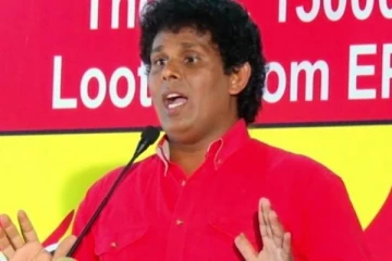 கோட்டாவுக்கு மேலும் ஒரு எச்சரிக்கை! ஜனாதிபதி செயலகத்துக்கு முன்னால் பாரிய ஆர்ப்பாட்டம்!