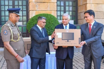 பொலிஸ் திணைக்களத்திற்கு சீனா வழங்கிய நன்கொடை