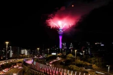 உலகிலையே முதல் நாடாக 2021ம் ஆண்டு பிறந்த நாடு எது தெரியுமா?