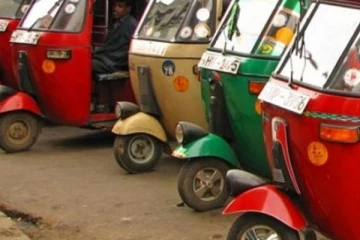 ත්‍රීරෝද රථ ගාස්තු ඉහළට..