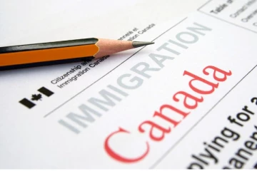 கனடாவில் சர்வதேச மாணவர்களின் எண்ணிக்கையில் வீழ்ச்சி; அரசாங்கத்தின் மீது குற்றச்சாட்டு