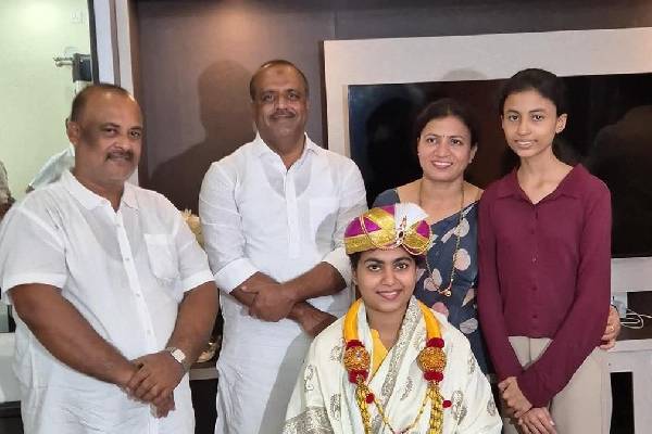 அப்போ நீட் தேர்வில் தோல்வி.. இப்போ ரூ.72.3 லட்சத்தில் வேலை - யார் இந்த இளம்பெண்! | Karnataka Student Hired Rs72 Lakh Salary Rolls Roy