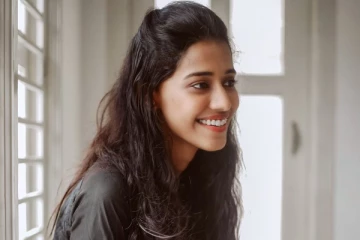 பாடுவதை ஓரம் கட்டி வைத்து விட்டு சூப்பர் சிங்கர் புகழ் பிரியங்கா இப்போ என்ன செய்கின்றார் தெரியுமா?