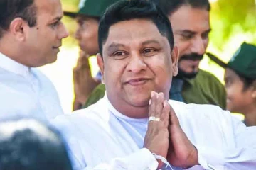 හිටපු අමාත්‍ය පා. මන්ත්‍රී චාමර සම්පත් දස­නා­යක අද අල්ලස් හෝ දූෂණ චෝදනා විම­ර්ශන කොමි­සමට