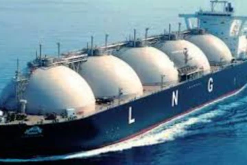 ඉන්ධන බාන්න ඉඩ නැතිවෙයි...එකදිගට ලංකාවට නැව් එයි..