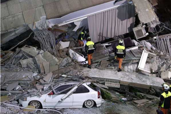 தைவானில் பயங்கர நிலநடுக்கம் - பாலம் இடிந்து விழுந்தது - மக்கள் அலறி அடித்துக் கொண்டு ஓட்டம் - தமிழ்நாடு