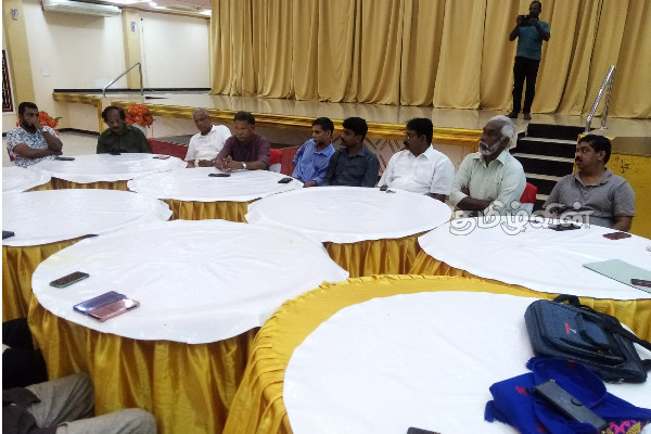 தமிழ்த்தேசிய அரசியல் கட்சிகளின் தலைவர்களுக்கும் கருத்தியலாளர்களுக்கும் இடையே முக்கிய சந்திப்பு (Photos) | A Solution To The National Ethnic Problem Colombo தமிழ்த்தேசிய அரசியல் கட்சிகளின் தலைவர்களுக்கும் கருத்தியலாளர்களுக்கும் இடையே முக்கிய சந்திப்பு (Photos) | A Solution To The National Ethnic Problem Colombo